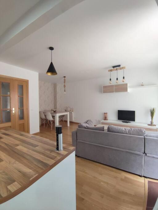 Casa Tatas Precioso Piso Recien Reformado Leilighet El Barraco Eksteriør bilde